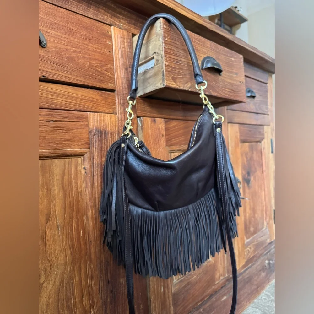 Clare V petit Moyen mahogany fringe - Picture 5 of 5